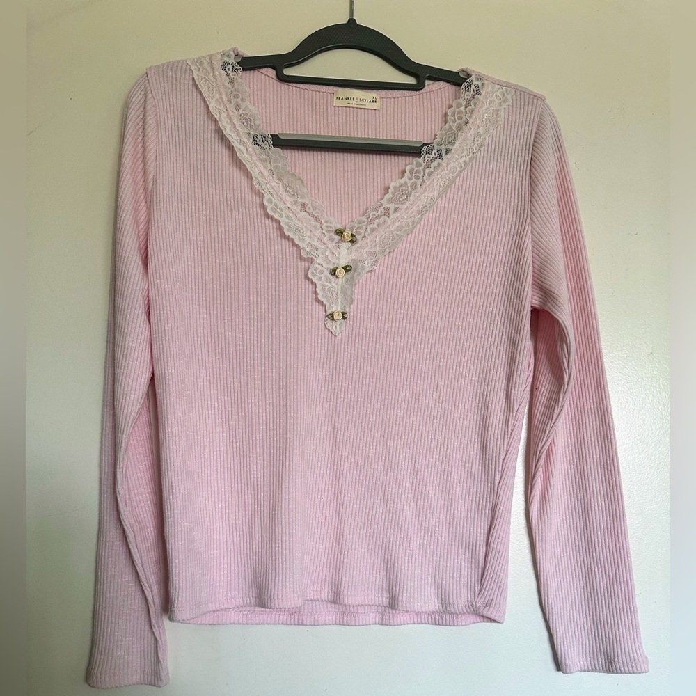 Frankee & Skylarr Pink Lace Trim Ribbed Top